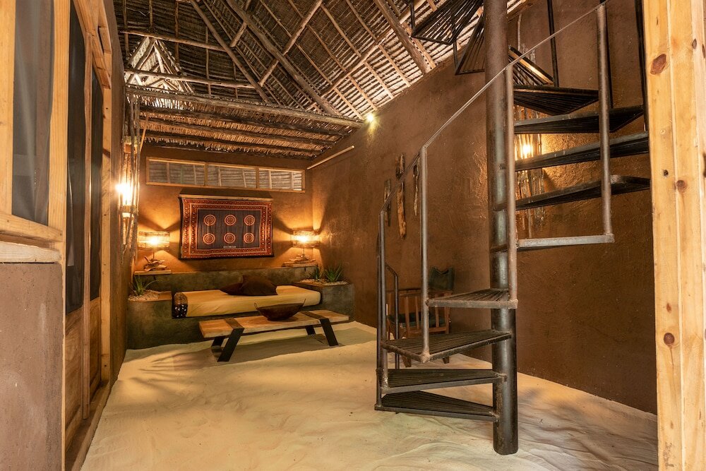 Фото Mwezi Boutique Resort