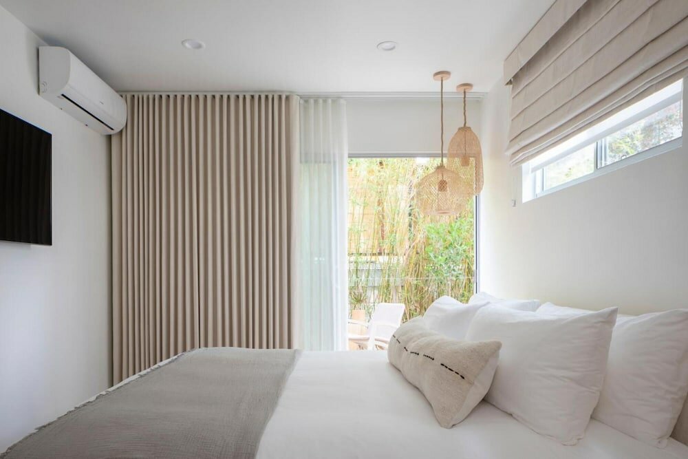 Фото The Pearl Hotel