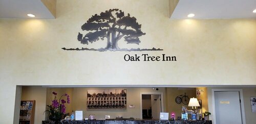 Гостиница Oak Tree Inn в Аркадии