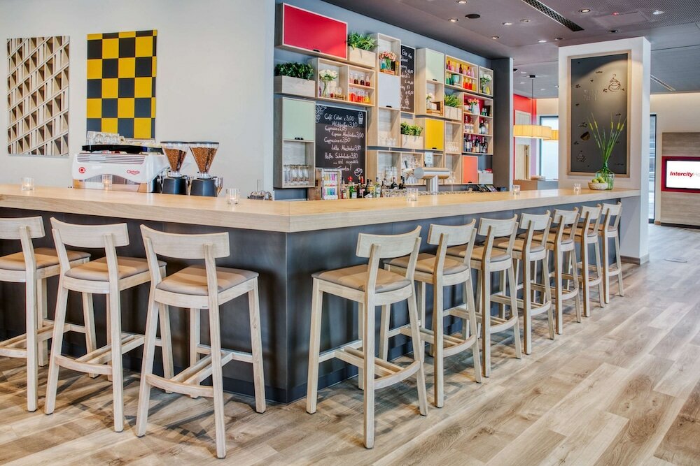 Фото IntercityHotel Hannover Hauptbahnhof Ost