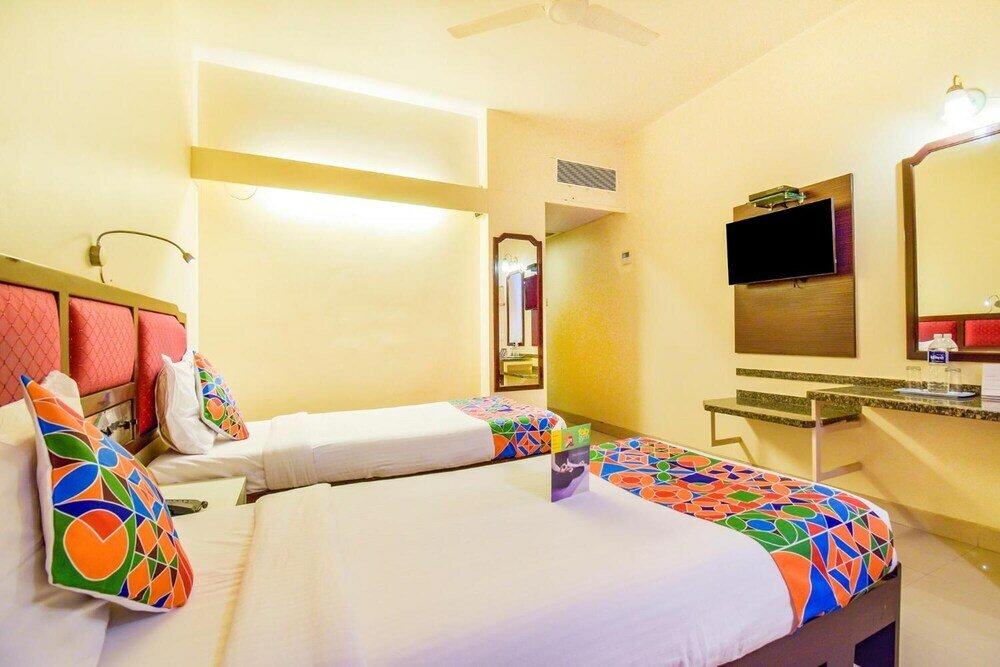 Фото Hotel Ashish Plaza