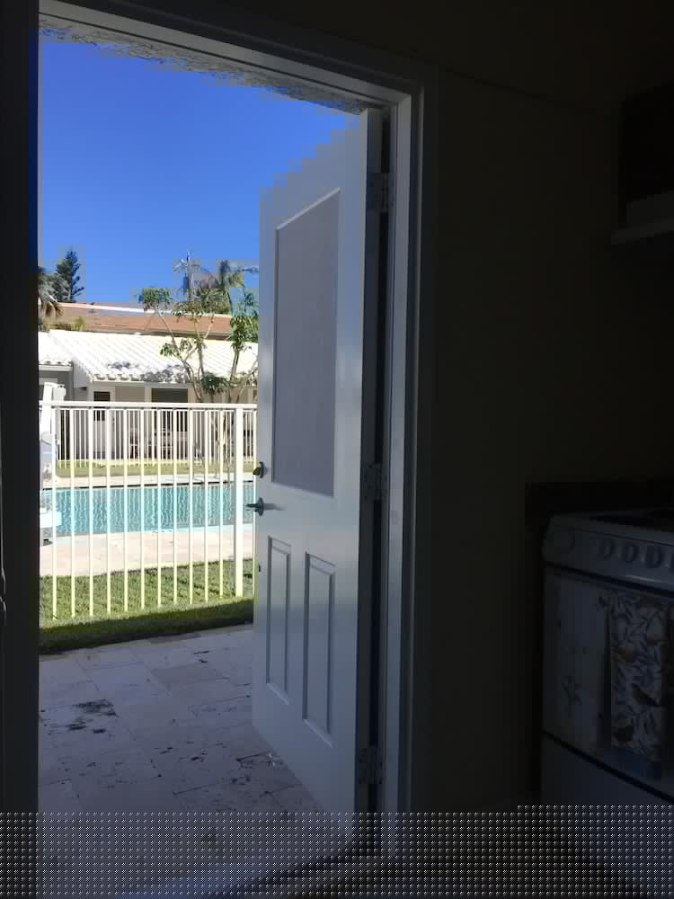 Фото Coral Key Inn