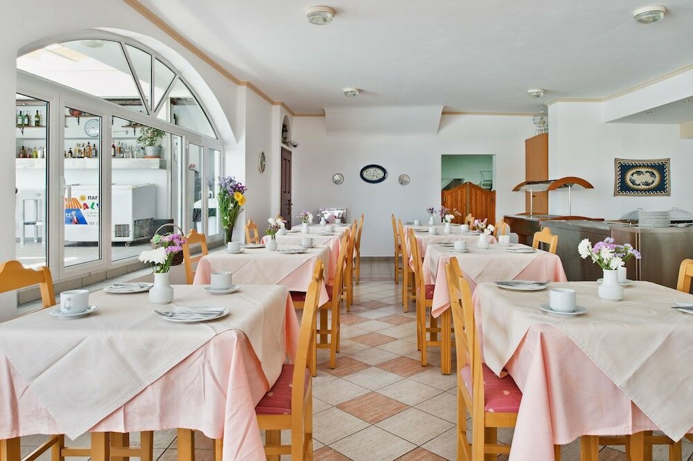 Фото Hotel Makarios