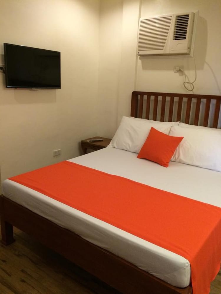 Фото Casa Roces Bed and Breakfast