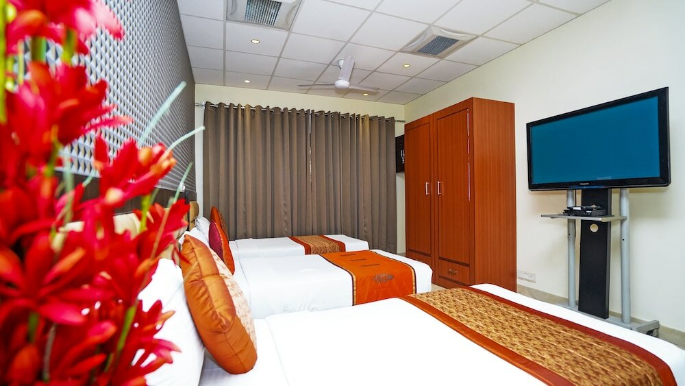 Фото Hotel Pooja Palace