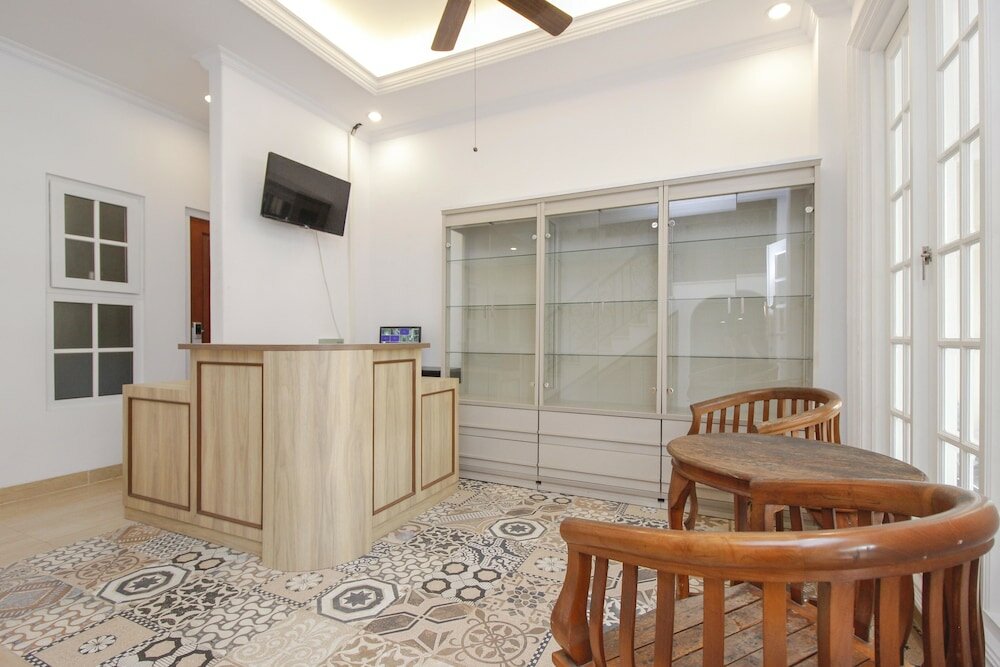 Фото RedDoorz @ Kwitang 2