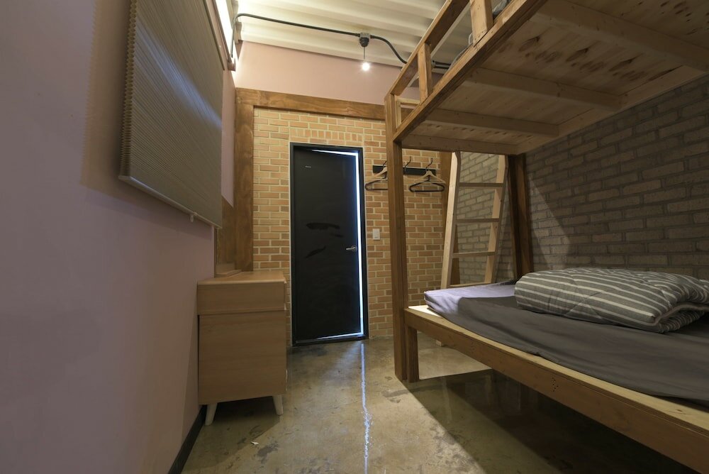 Фото Inno Guesthouse & Bar Hongdae - Hostel