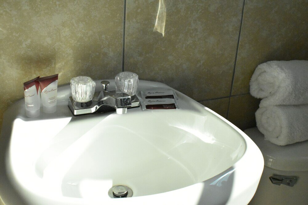 Фото Golden Sand Oceanfront