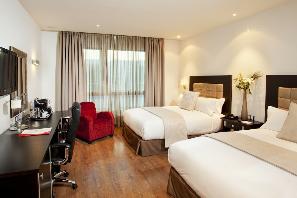 Фото Crowne Plaza Madrid Airport, an Ihg Hotel