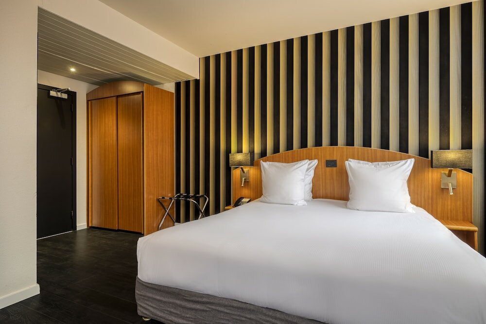 Фото Aris Grand-Place Hotel