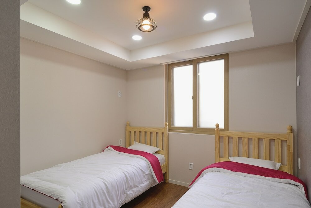 Фото Red Guest House