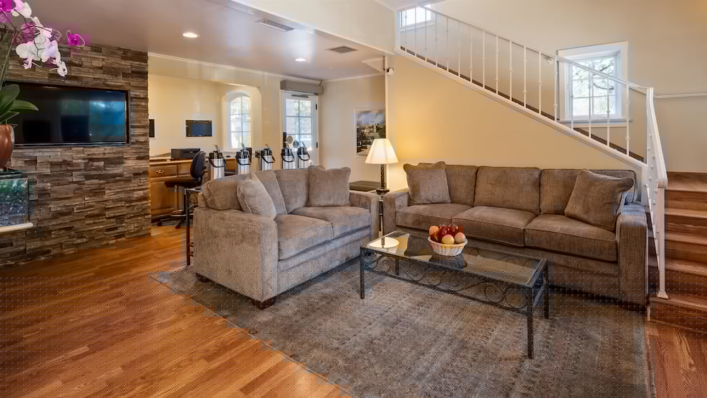 Фото Best Western Plus Santa Barbara