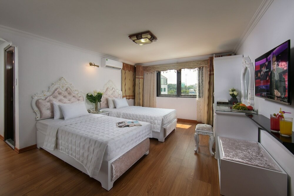 Фото Kingly Hotel