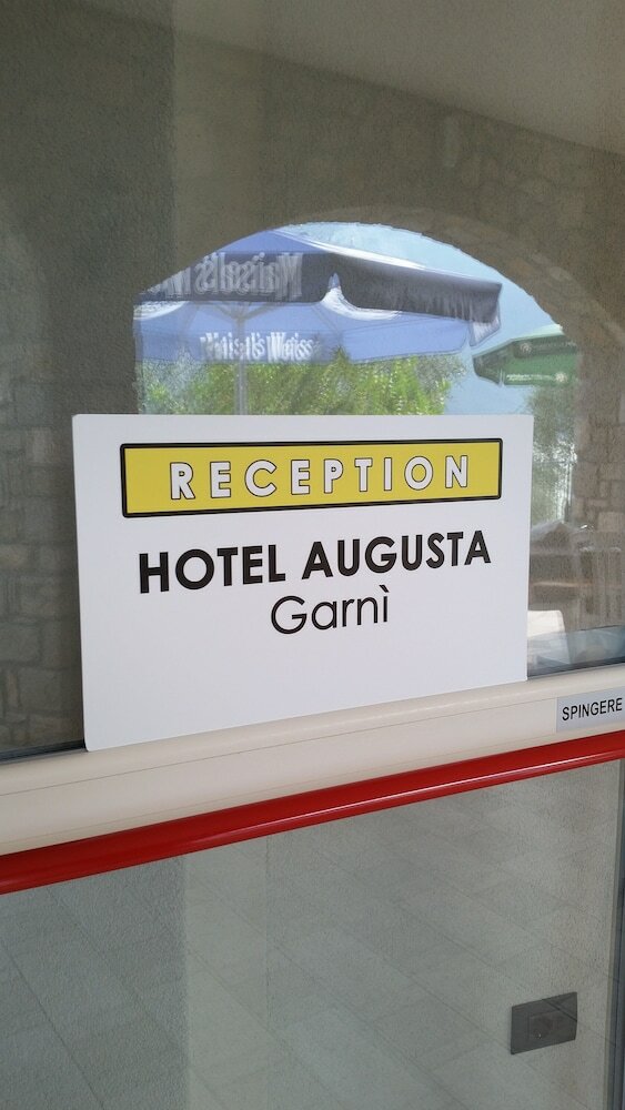 Фото Hotel Augusta Garni