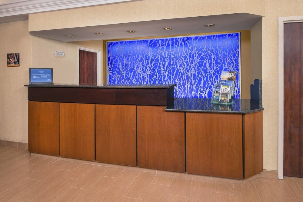 Фото Fairfield Inn & Suites Dulles Airport Chantilly