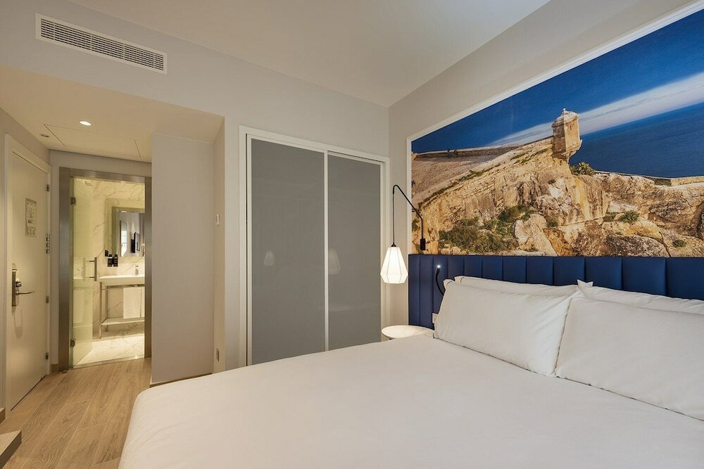 Фото Eurostars Mediterranea Plaza