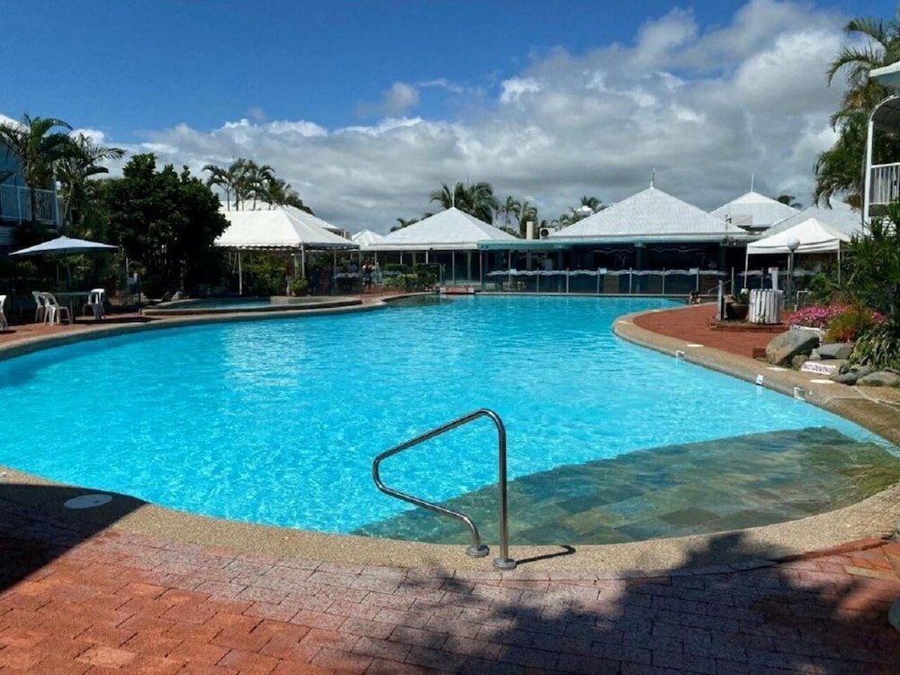 Фото Dolphin Heads Resort