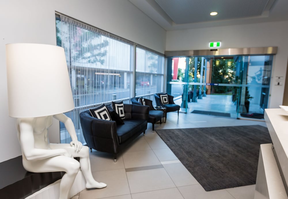 Фото The Colmslie Hotel