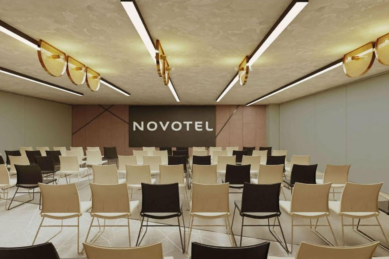 Фото Novotel Valencia Lavant