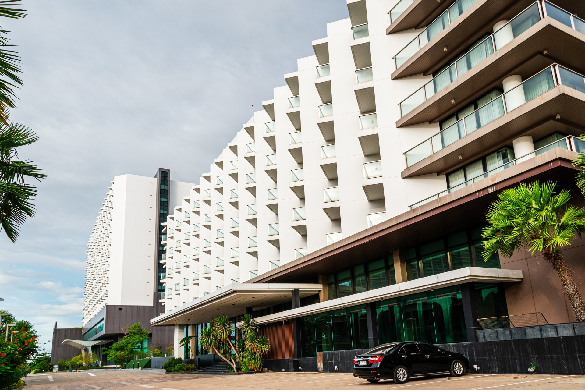 Фото Tsix5 Phenomenal Hotel Pattaya