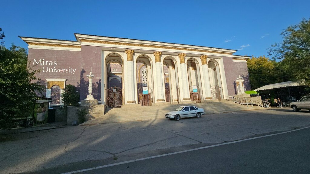 University Obrazovatelno-informatsionny tsentr Universiteta Miras, Chimkent, photo