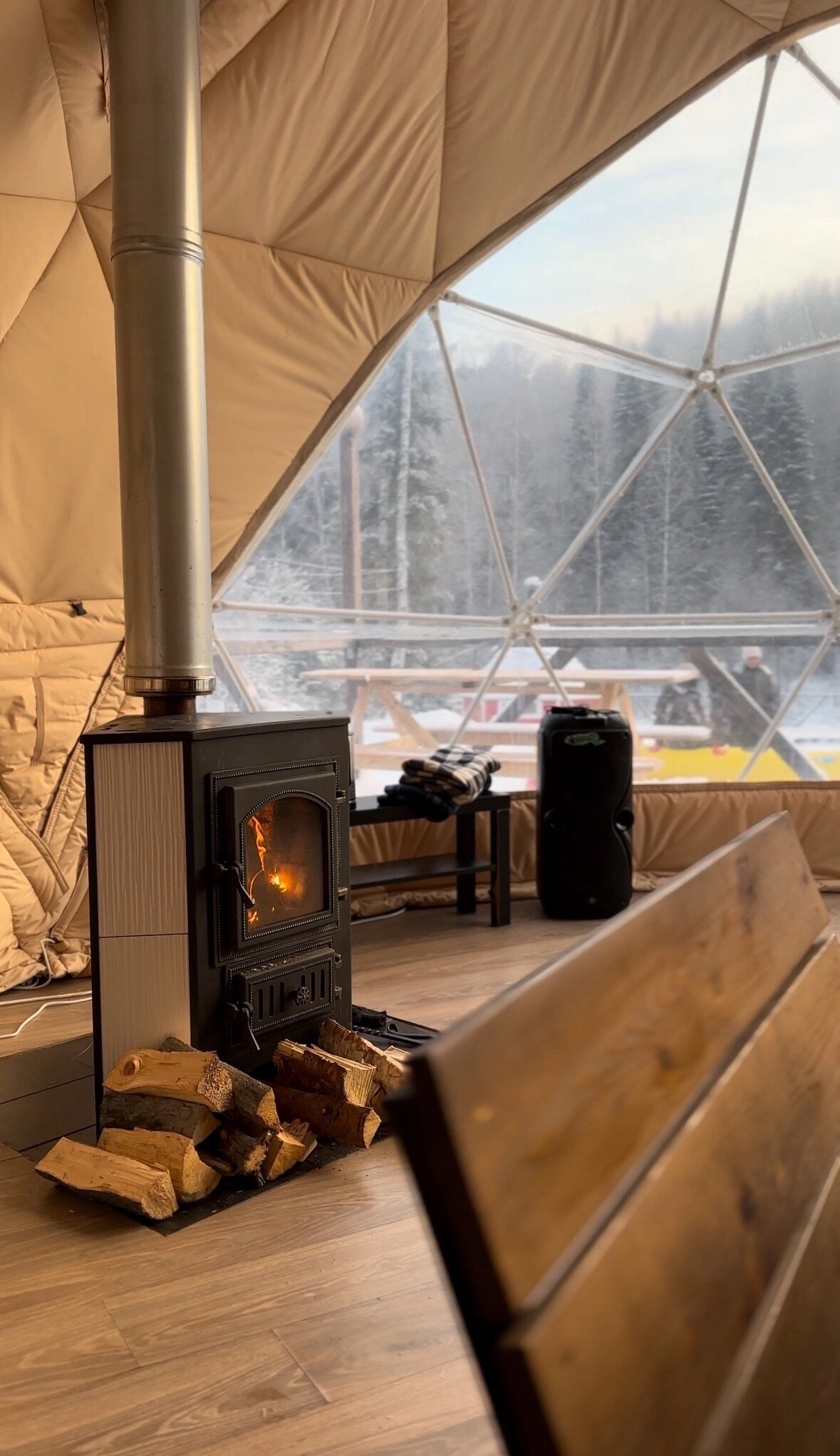 Фото Атмосфера