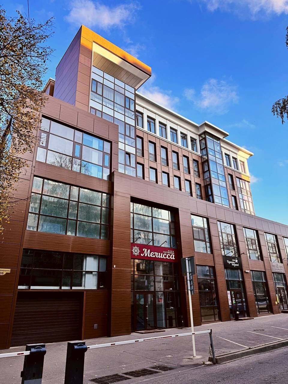 Фото отеля 1