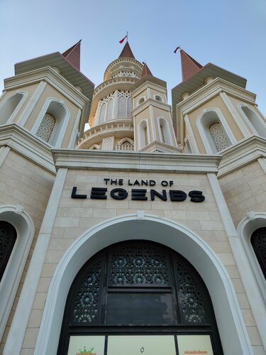  Тематический парк The Land of Legends в Серике