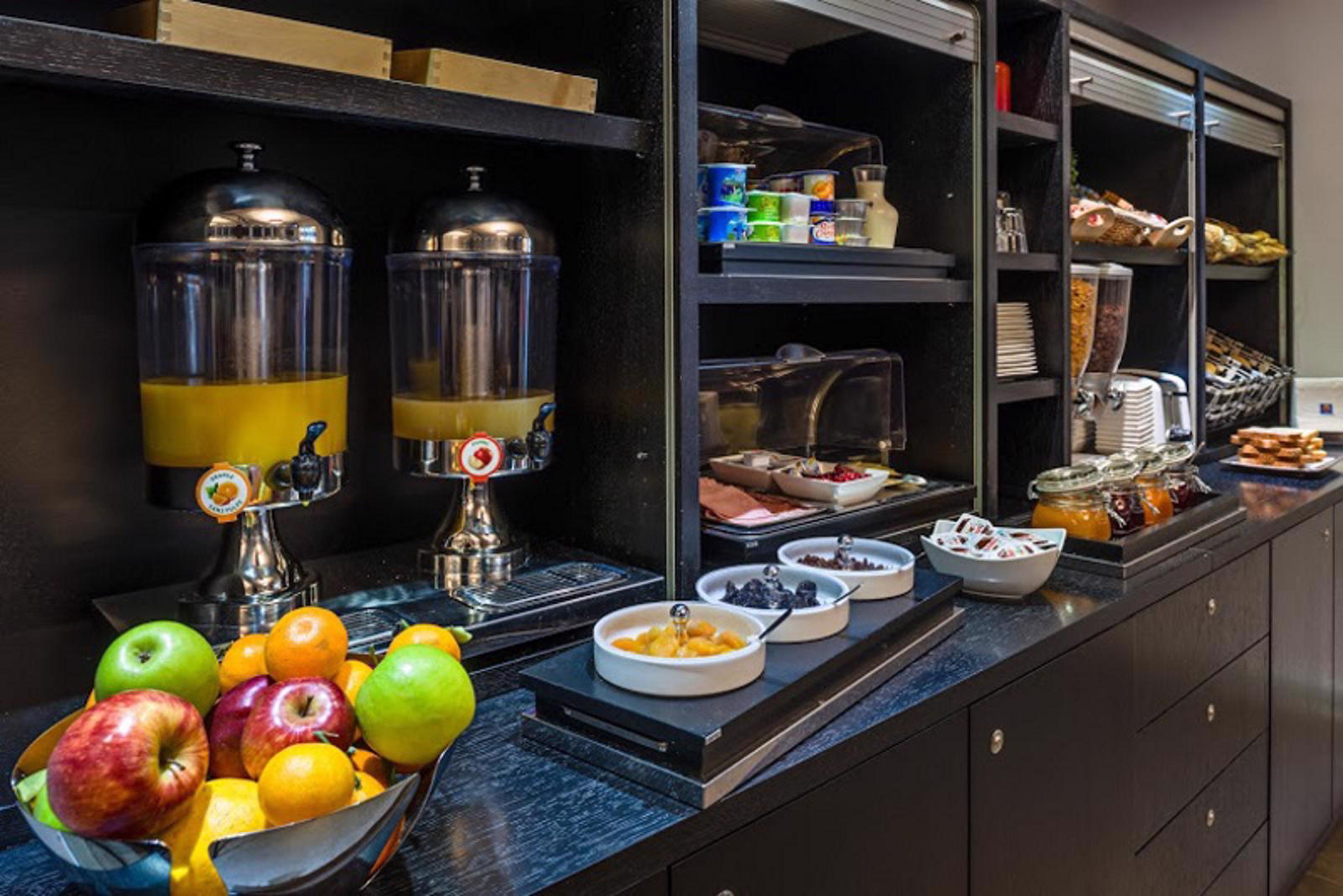 Фото Comfort Hotel Champigny Sur Marne