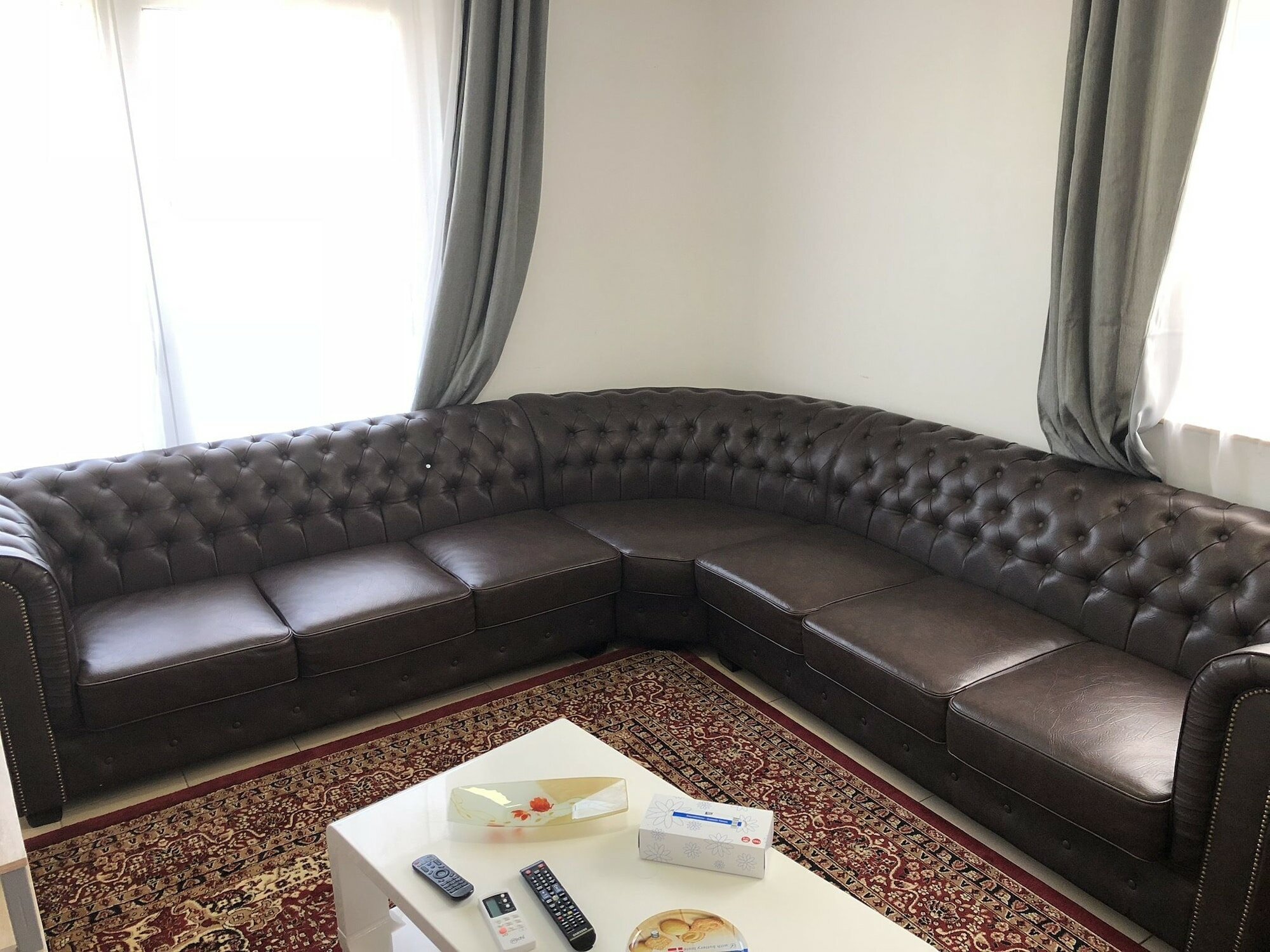 Фото Sahara Falcon