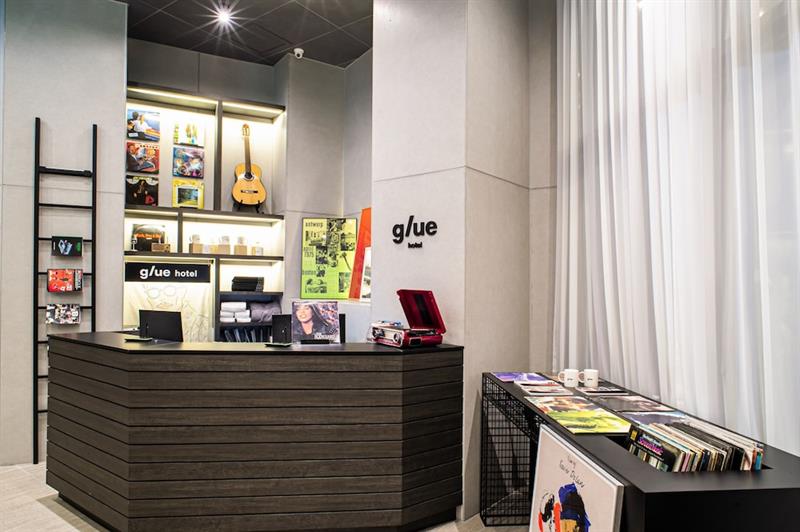 Фото Glue Hotel