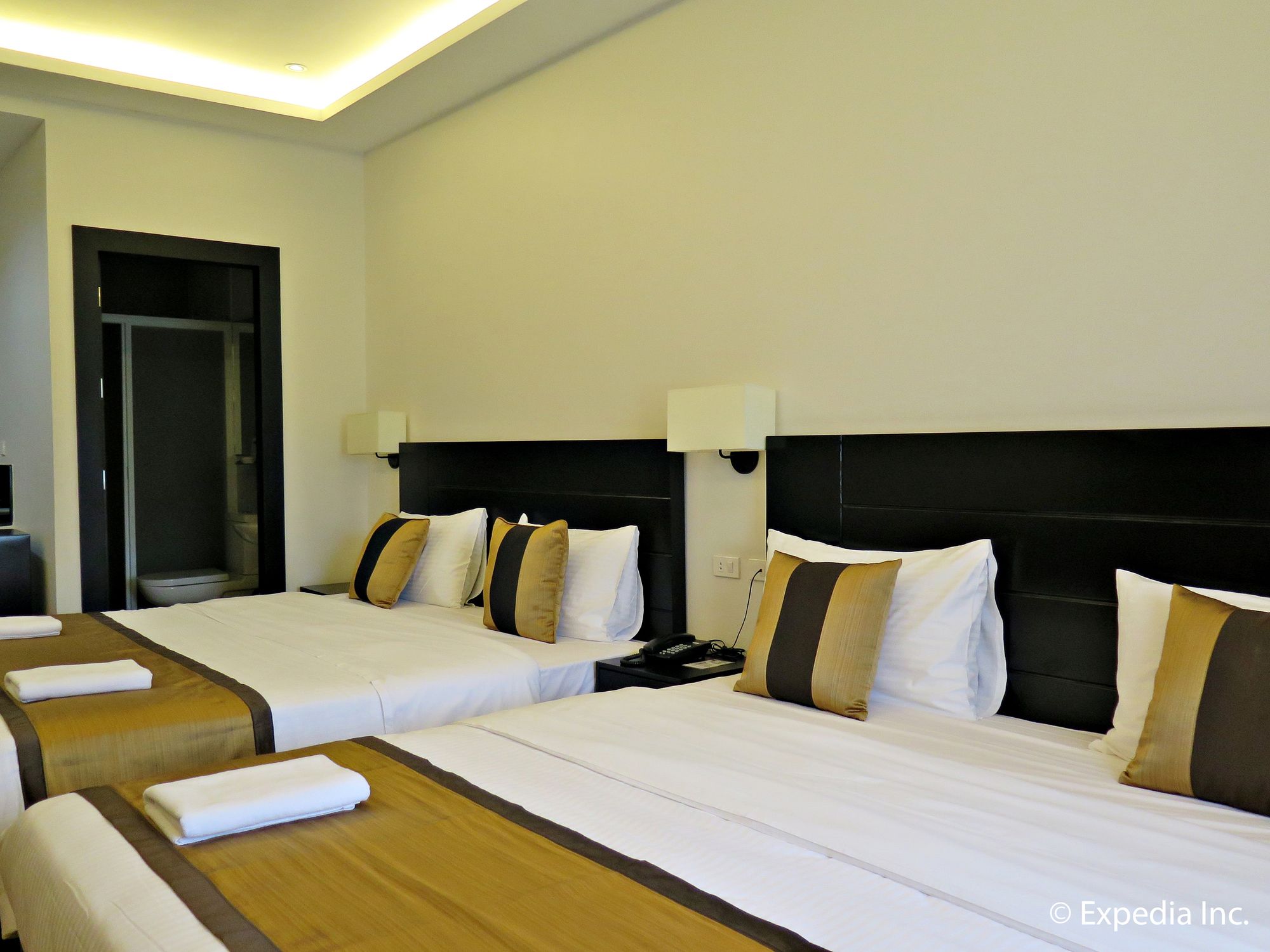 Фото Capital O 642 The Junction Tagaytay