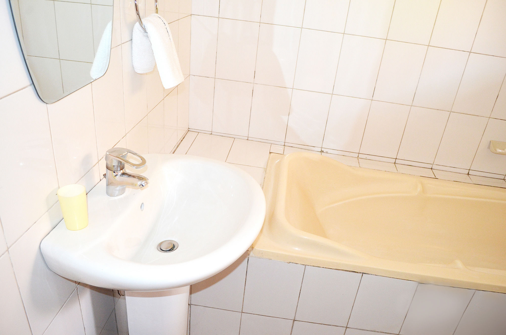 Фото Victoria Travel Hotel