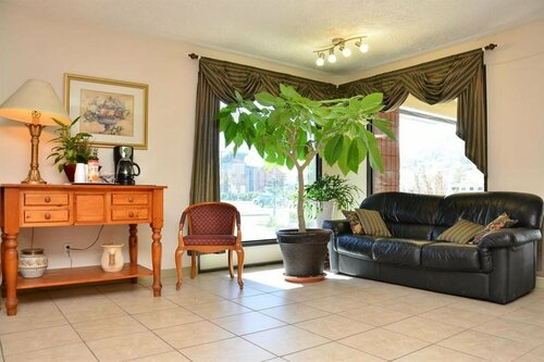 Гостиница Canadas Best Value Inn