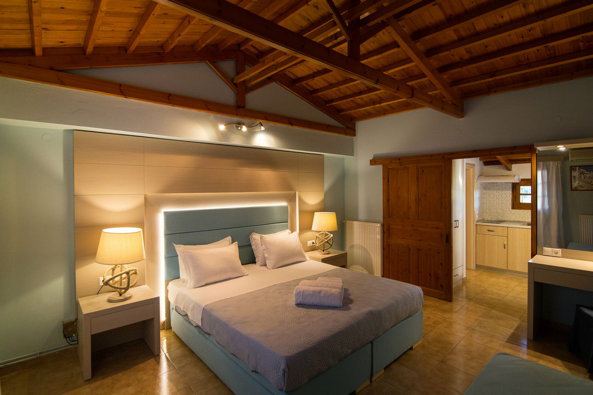 Фото Vicky Studios