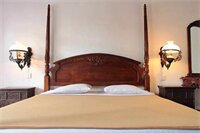 Фото Urbanview Hotel Ananda Beach Sanur