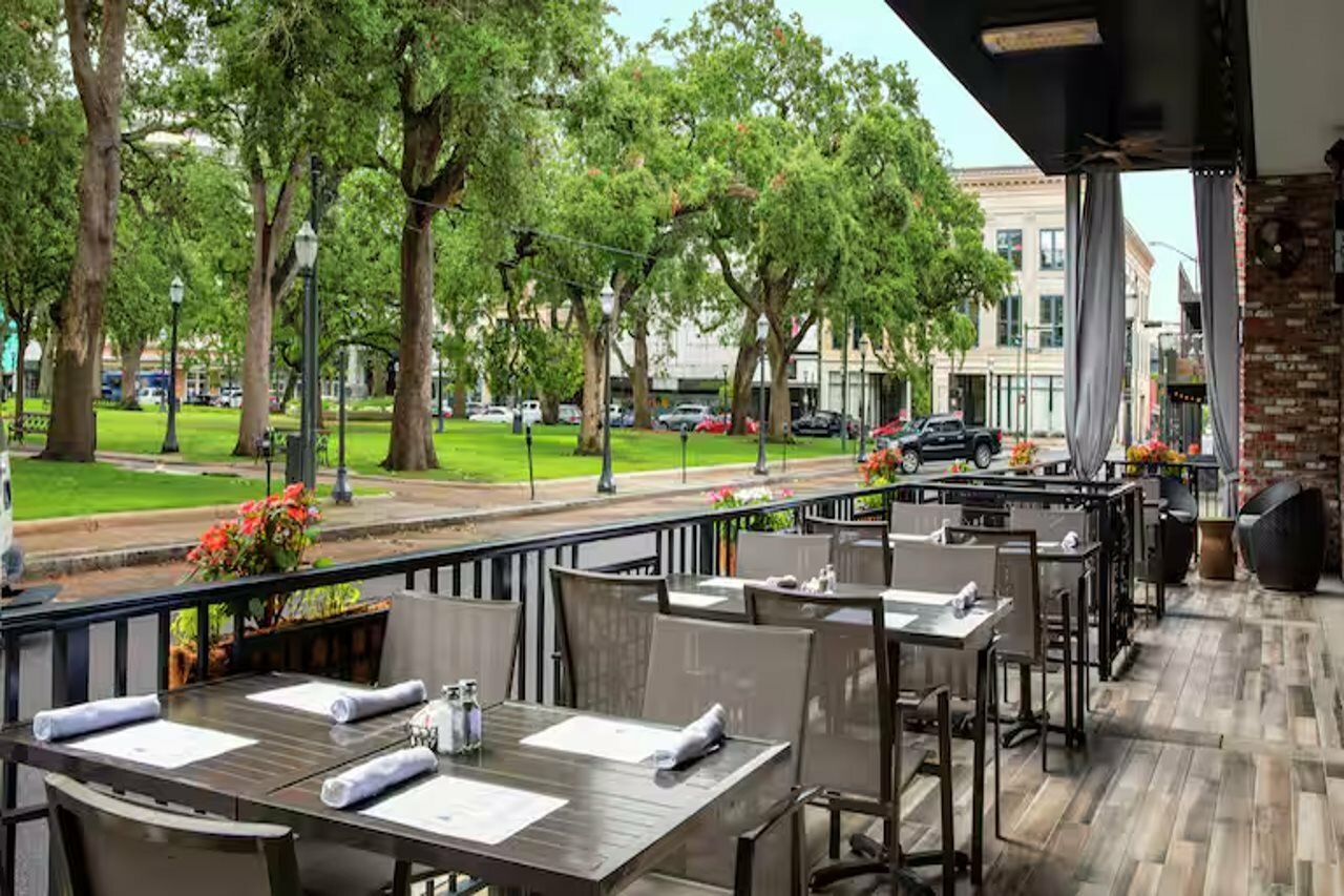 Фото Hilton Garden Inn Mobile Downtown