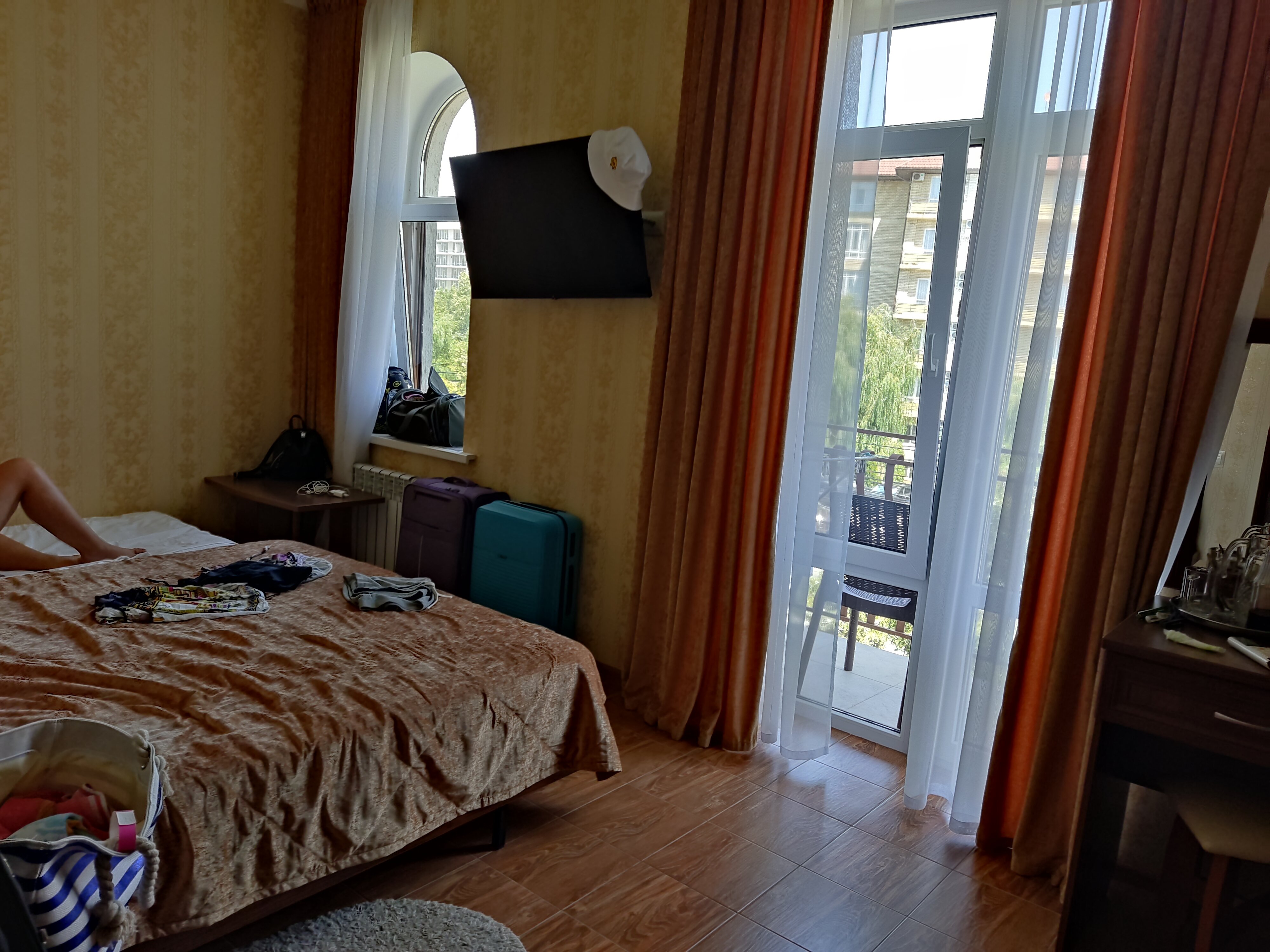 Фото Бристон