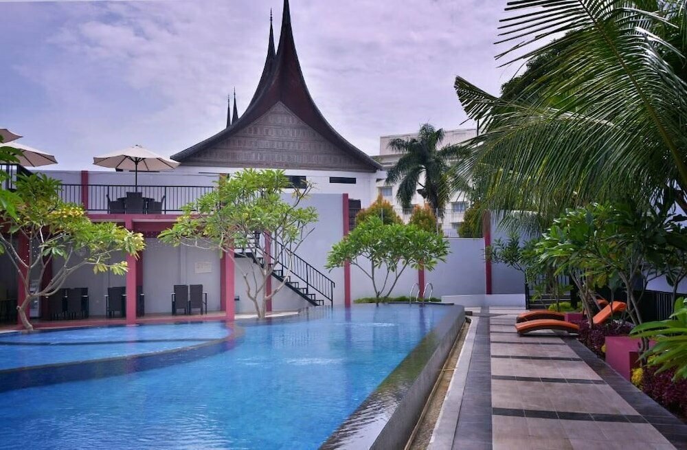 Hotel Truntum Padang New Brand of Grand Inna Padang, Padang, photo