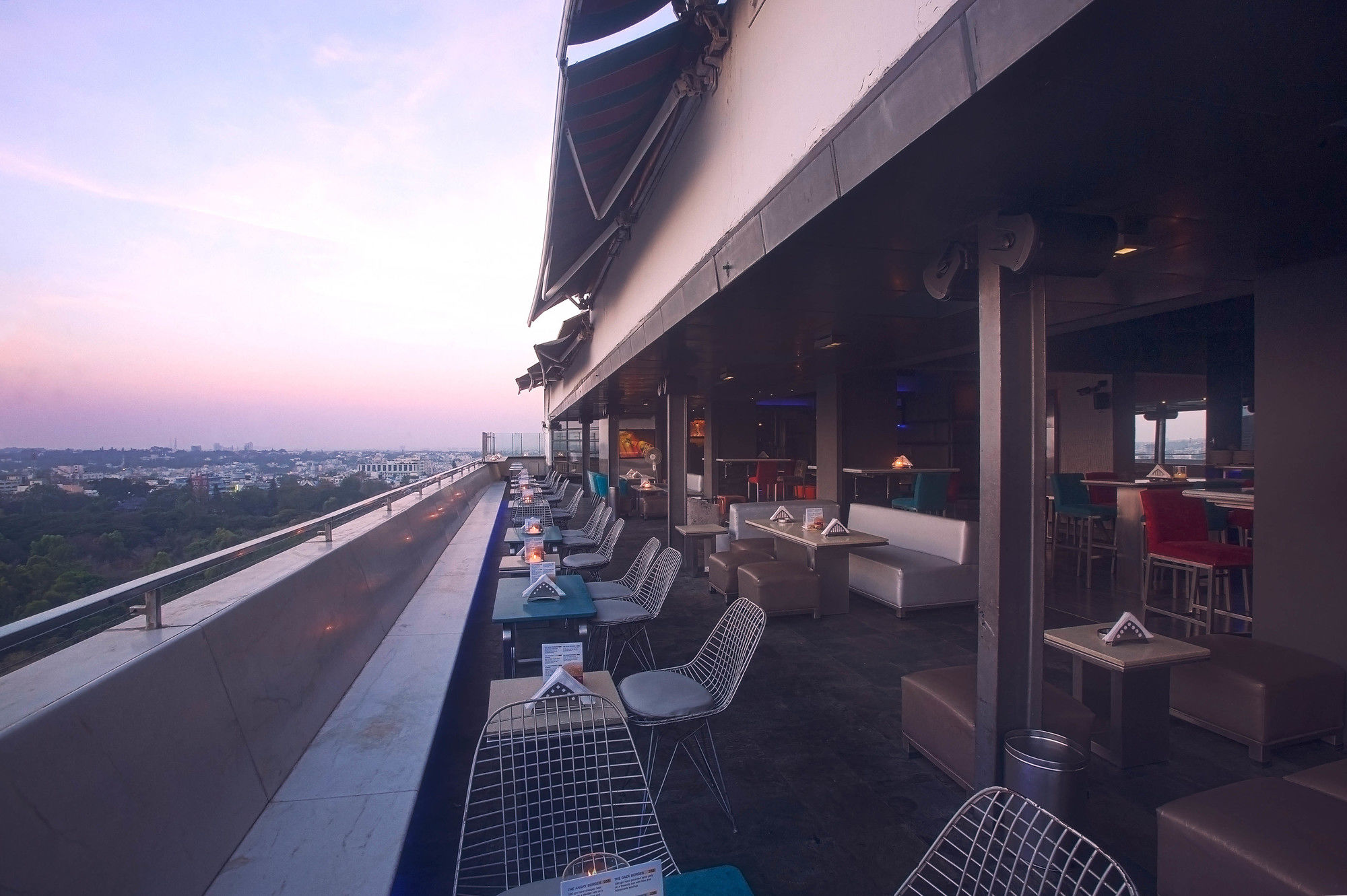 Фото Hotel Ivory Tower