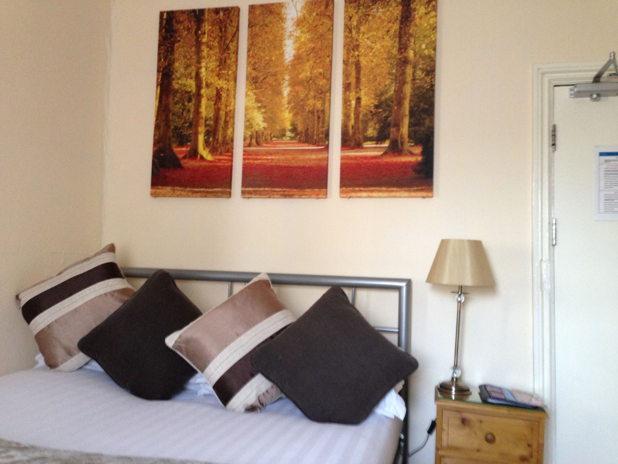 Фото Kipps Brighton Hostel