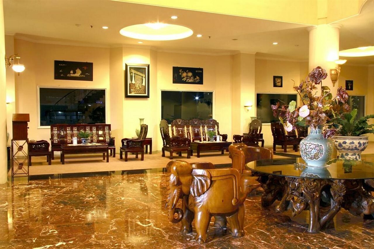 Фото Hotel Grand Tiga Mustika