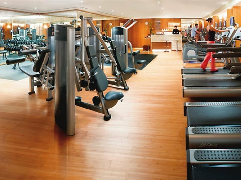 Фото The Landmark Mandarin Oriental, Hong Kong