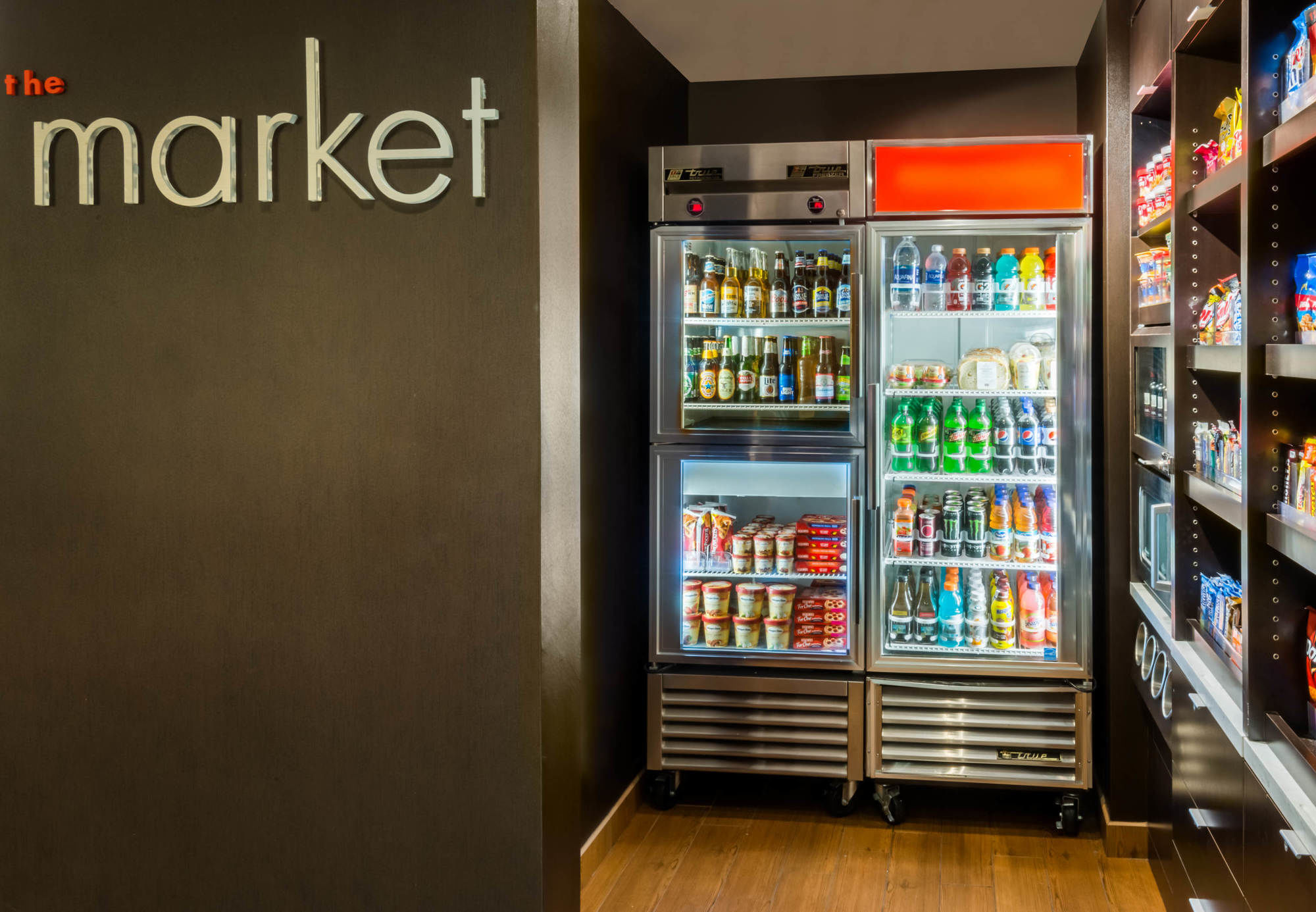 Фото Courtyard by Marriott Providence Lincoln