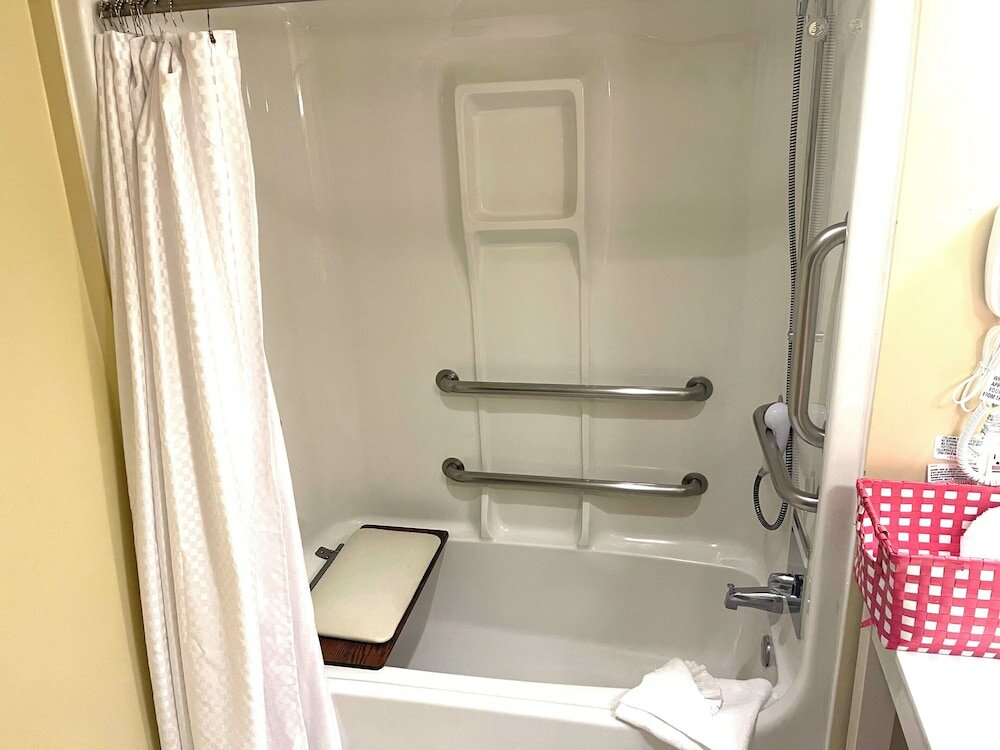 Фото Metro Points Hotel