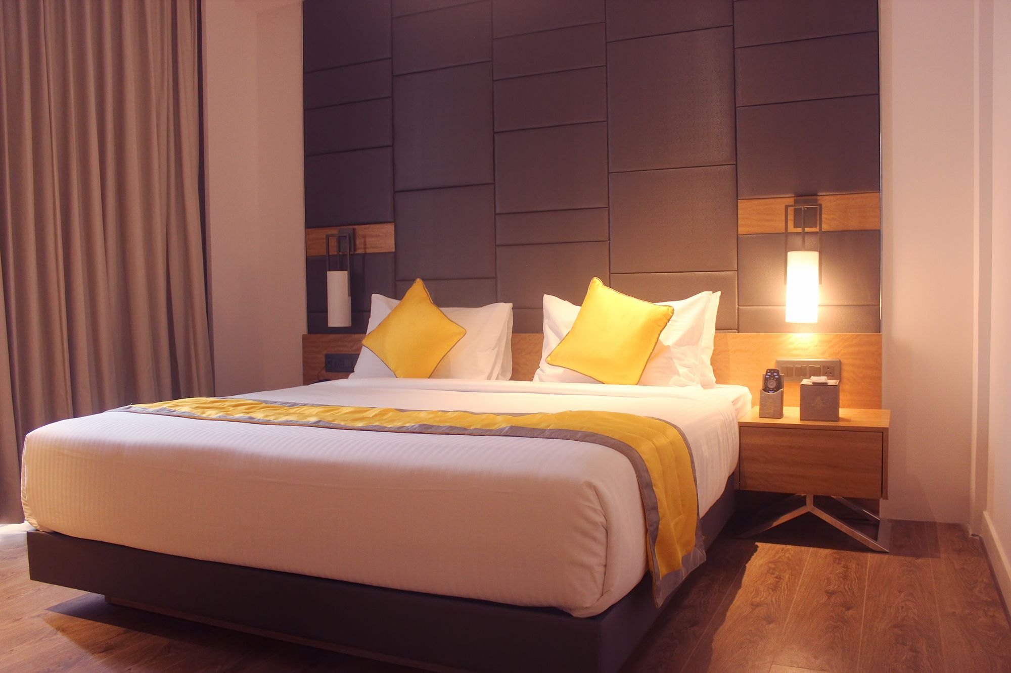 Фото Fountain Tree by Tgi