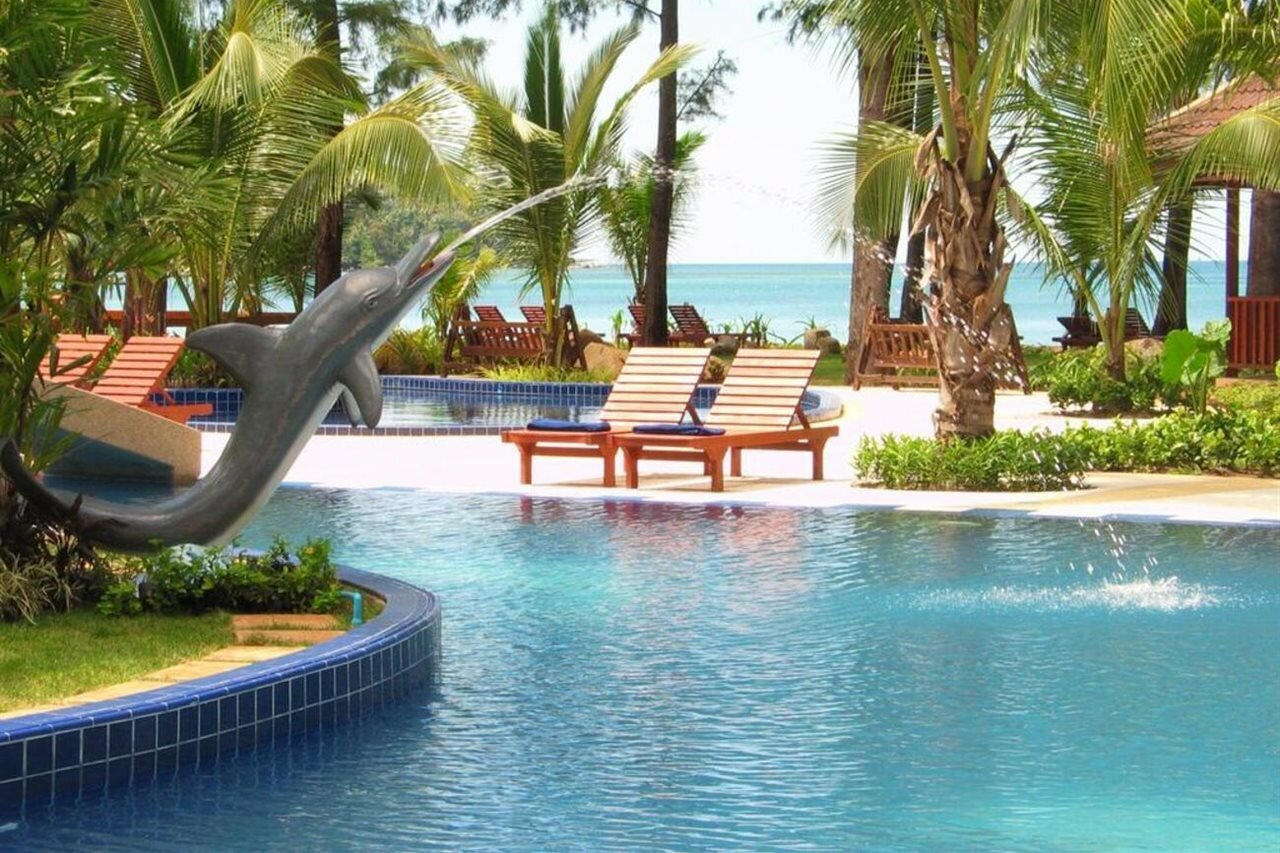 Фото Best Western Premier Bangtao Beach Resort & SPA