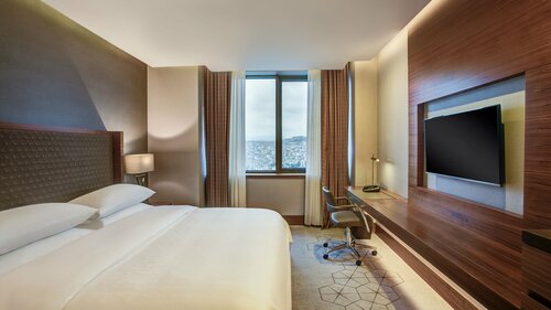 Aloft Istanbul Karakoy
