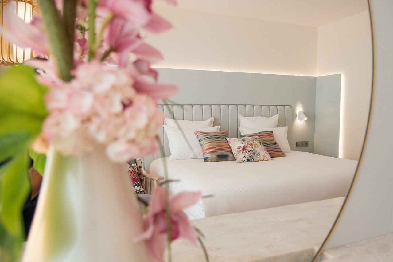 Фото Hotel Croisette Beach Cannes-MGallery