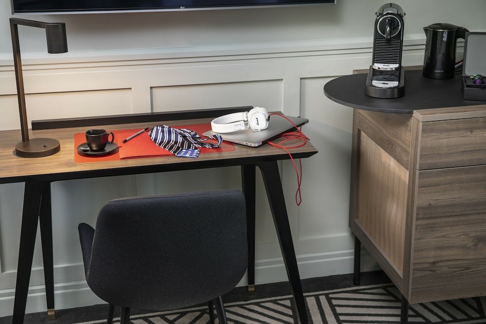 Фото Maison Rouge Hotel